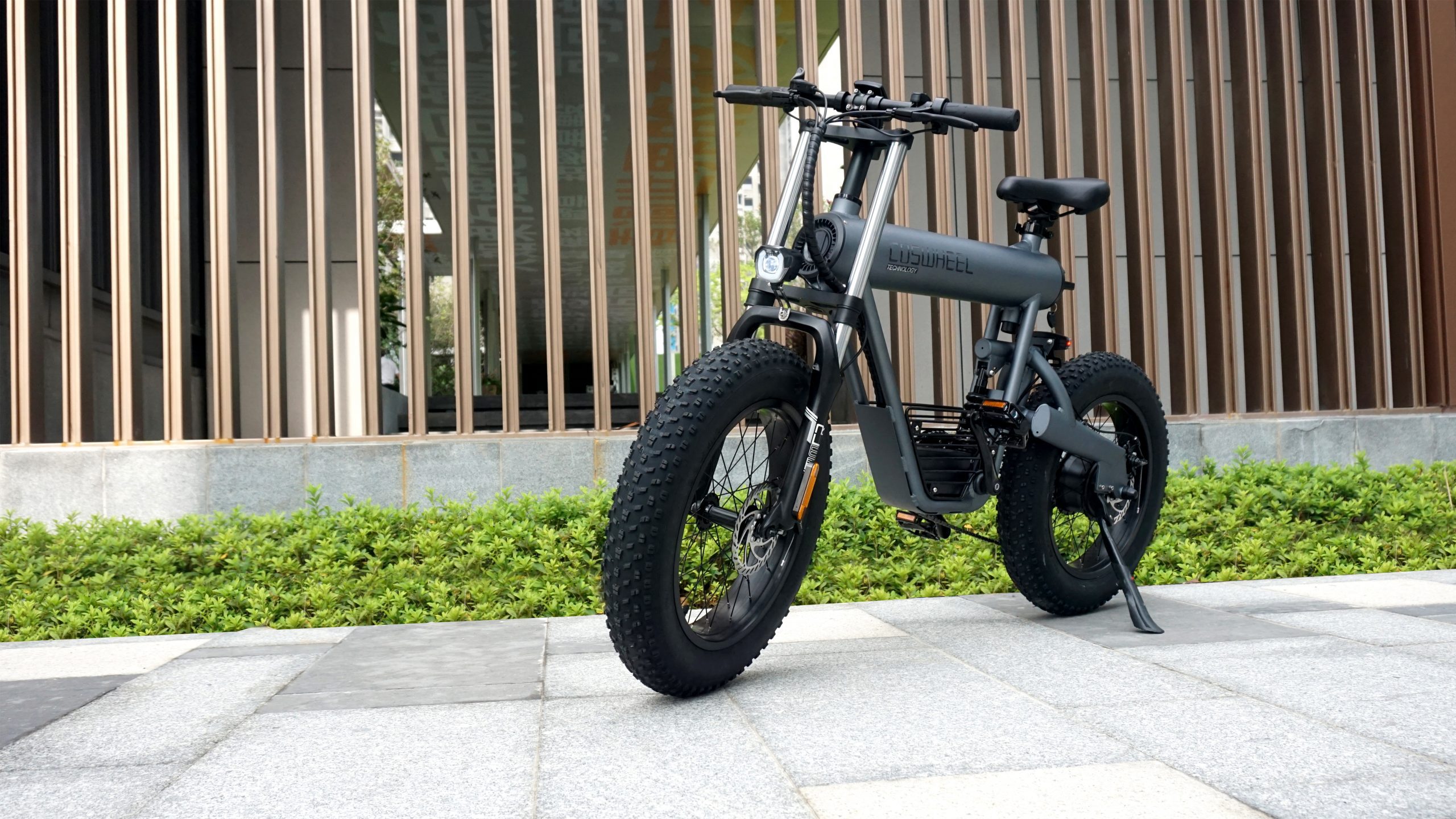 high class electric bike for commuting